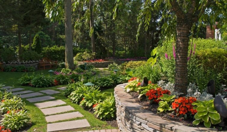 Manicured garden at Codename Echoes